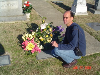 Charles Triplett at Ava Gardner's grave site