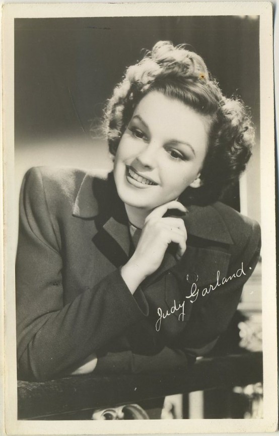 Judy Garland 1940s EKC Postcard