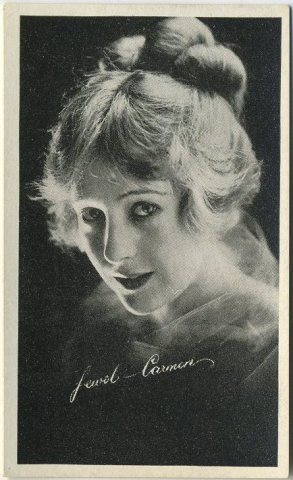 Jewel Carmen Kromo Gravure Trading Card