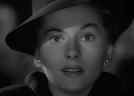 Joan Fontaine in Rebecca 1940